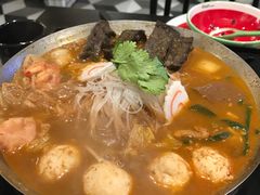 -8锅臭臭锅·正宗台湾小火锅(中心五路店)