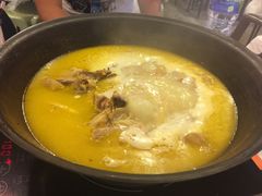 -鲜入围煮花胶鸡海鲜火锅