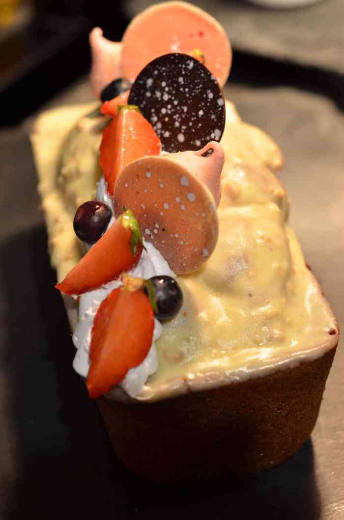 oya欧亚厨房(越秀悦汇天地店)-"在悦汇天地负二层,新开的店.装修不错.