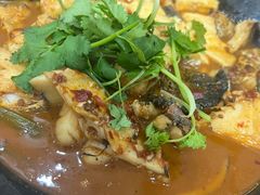 -万佛湖许老大铁锅鱼(黑金冠店)