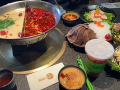-湊湊火锅·茶憩(新中关购物中心店)