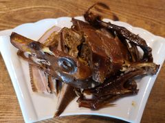 特色自制酱鸭-金涛外婆菜特色餐厅(海盐塘路店)