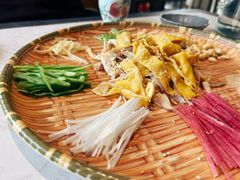 -维园悦谱·海派家常菜(乌鲁木齐南路店)