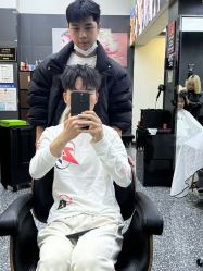 -藤野造型专业烫染接发