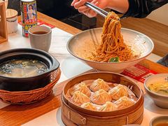 -馋三尺蟹粉小笼(人民广场店)