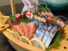 -鼎泰亨·海鲜牛肉餐厅(滨江店)