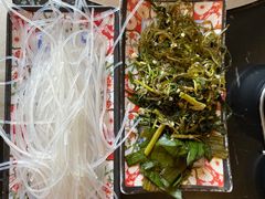 -粘豆包铁锅炖二部(温泉街店)