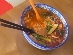 -邱芳粉店(迎宾大道旗舰店)