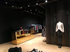 -GIVENCHY(佛罗伦萨小镇奥莱店)