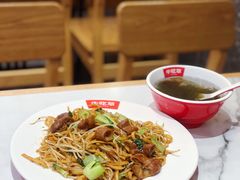 -牛吃草牛肉面(甬港南路店)