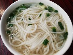 烧鹅汁濑粉-禄源公·老莞诚饭店