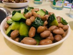 -洞庭洲·防空洞火锅·烧烤·铜锅涮肉(新百广场店)