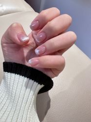 -芊屿芊浔美甲