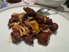 菌菇爆炒牛肉粒-漢舍中国菜馆(889广场店)