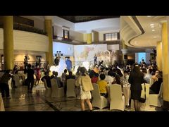 -深圳富苑皇冠假日套房酒店