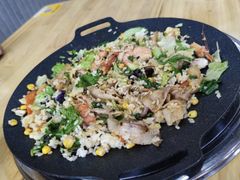-牛信亭韩国料理·炭火烤肉(紫藤路店)