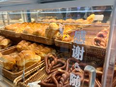 -红星前进面包牛奶公司(君太店)