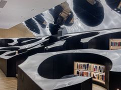 -涨巢·潮玩水疗局