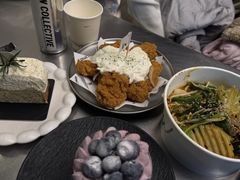 -W COLLECTIVE  DESSERT SHOP