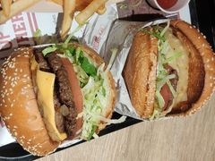 -The Habit Burger Grill 哈比特汉堡(复兴soho店)