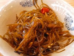 陈醋海带丝-顺溜·手工刀削面·黑金店(铜锣湾店)