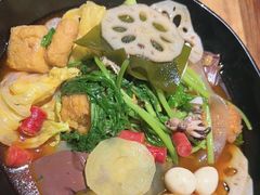 -万记麻辣烫国展总店