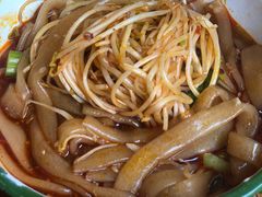 -拈签一笑黄牛肉辣卤串串