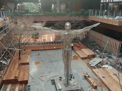 -瑞虹新天地月亮湾