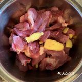 花菜炒肉家常菜