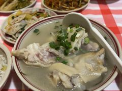 -老方桌烂蹄花川菜馆(九龙坡店)