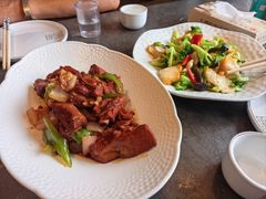 -五谷丰登农家院·地道胶东菜·海鲜烧烤(威海店)