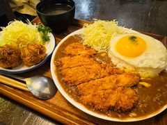 微辣芝士咖喱猪排饭-金龙咖喱