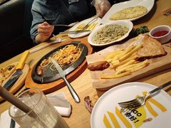 -菲滋意式餐厅(临平万达店)