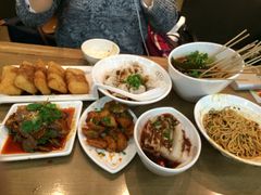 -蓉李记成都名小吃(武汉菱角湖万达店)