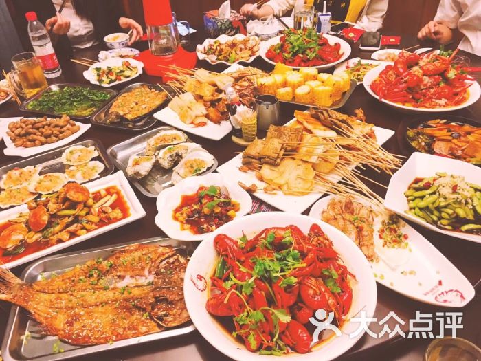 阿超海鲜烤吧(滨湖航母店)图片 - 第1张