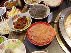 -沸炉重庆老火锅(军事博物馆店)