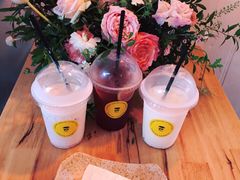 荔枝樱花苏打水-灯塔咖啡馆BOOK·Coffee Shop