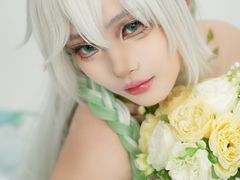 -米游妙妙屋cosplay换装自拍摄影体验馆