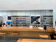 -Apple零售店(华贸购物中心店)