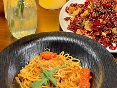 -mordew加州日记西餐&小酒馆(新天地店)