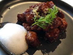 红酒泡沫牛仔粒-荟廷·晶萃(陆家嘴尚悦湾店)