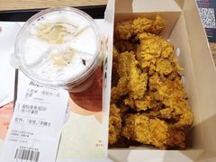 -肯德基(东安路站店)