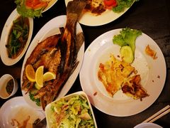 烤鱼，beef-Telaga Seafood Restaurant