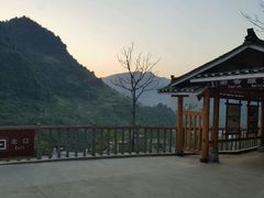 -巴马水晶宫
