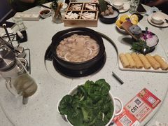-烹然四季椰子鸡火锅(团结湖总店)