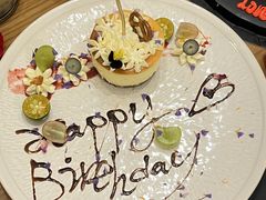 -Mark&Mars Restaurant