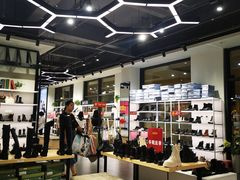 -首创奥特莱斯(西安店)