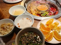 -城墙拐拐火锅(三峡广场黑金冠店)