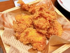 啤酒炸鸡-8PINTS八品脱·日料·烧鸟·精酿小酒馆(莘庄店)