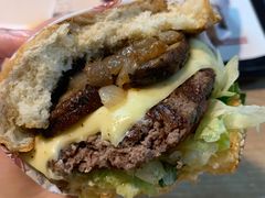 -The Habit Burger Grill 哈比特汉堡(复兴soho店)